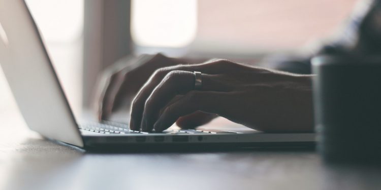 15 Types of Visual Content To Use in Your Content Marketing Strategy
