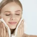 How To Cleanse Your Skin Right Way With A Skincare Routine