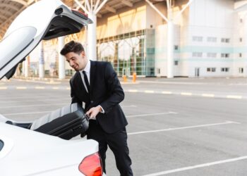 Airport Transfers in Dubai