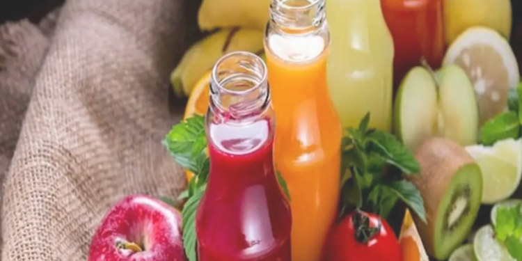 Drink Fresh Juices to Boost Your Health and Wellbeing