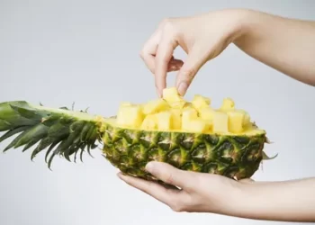 What are the benefits of Pineapple to Men?