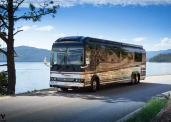 Are you looking for a reliable and convenient transportation service?