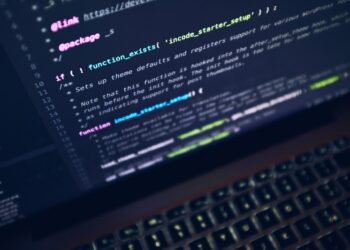 Essential Features of a Dynamic Web Page
