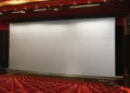 roll projector screen