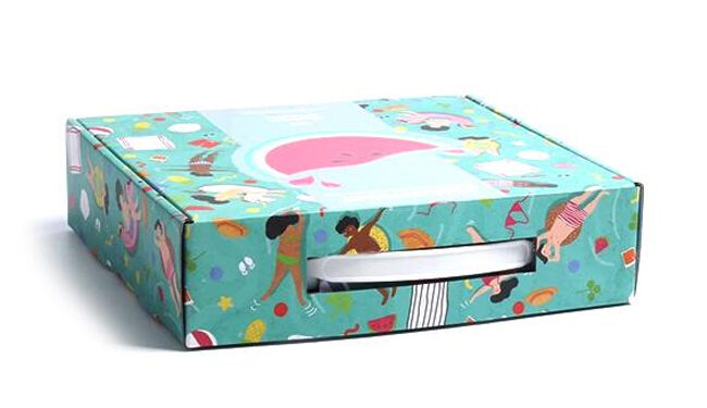 suitcase box with handle