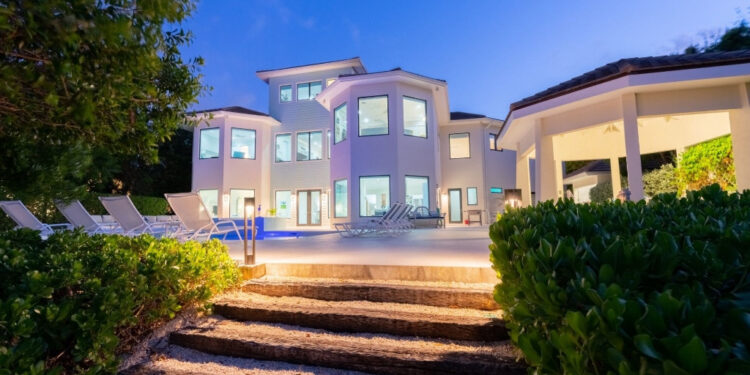 Why is Cayman A Perfect Destination for Real Estate Investment?