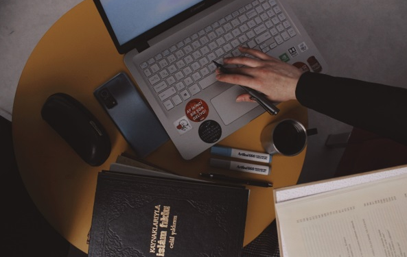 Top 5 Trusted Essay Writing Services In UK