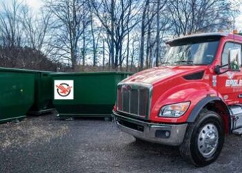 How Modern Roll Off Dumpster Services Support Eco-Friendly Waste Management